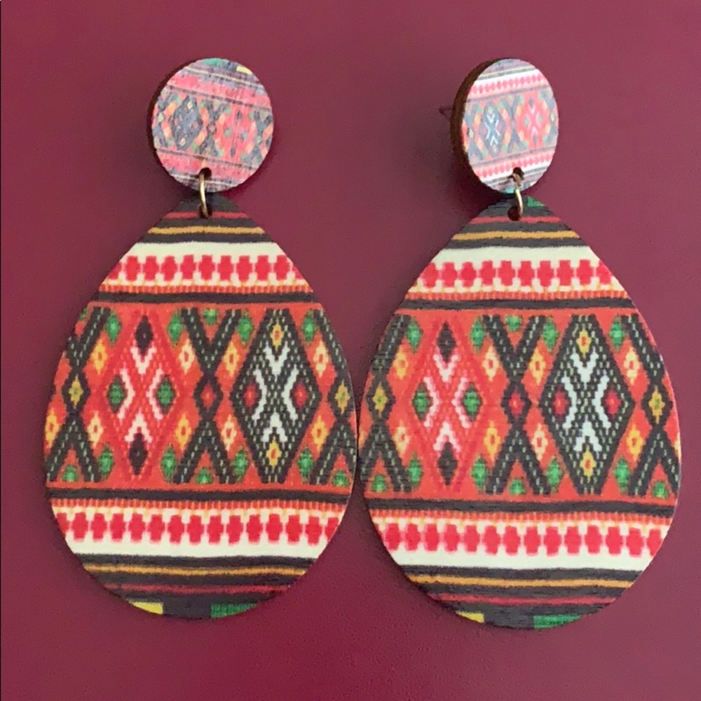 🔥🆕 Wooden Aztec Earrings